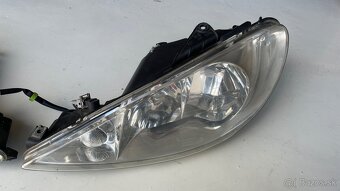 Svetla Peugeot 206 - 2