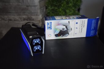 PlayStation 5 DualSense Charging Station - 2