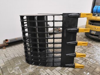 Triediaca lyžica preosievacia lopata na rôzne bagre - 2