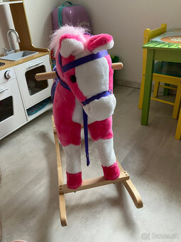 Hojdací koník na batérie - 2