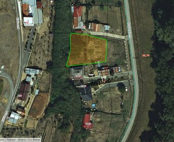 stavebný pozemok v obci Brehov - 2