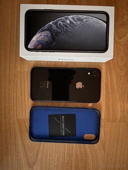 Predám IPhone XR 64GB - 2