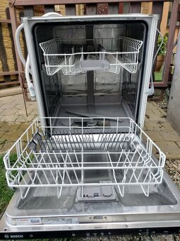 Umývačka riadu Bosch - 2