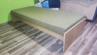 Posteľ - valenda - 2