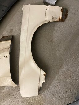 Bmw e30 časti karosérie - 2