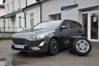 Ford Focus Kombi 1.0 EcoBoost 125k Titanium - 2