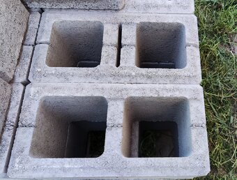 Predam plotove tvarnice Premac 40x20x20 - 2