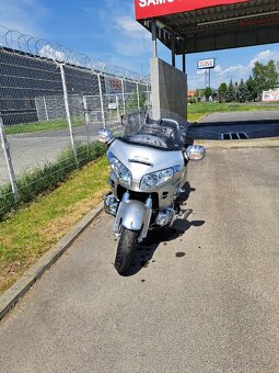 Predám goldwing 1800 2007 - 2