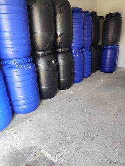 Plastové sudy 220 240 l srobovacie - 2