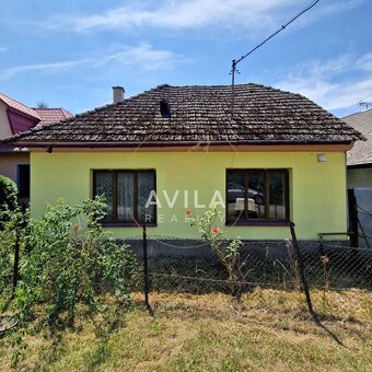 Na predaj RD v centre Dolné Srnie – pozemok 681 m² - 2