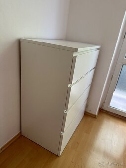 Biela skrina - 2