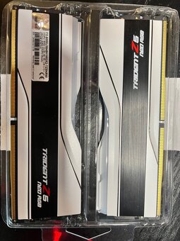 ⚡ G.SKILL Trident Z5 RGB 32GB DDR5 8000MT/s CL38 – AMD EXPO - 2