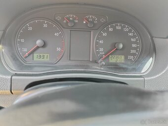 Volkswagen POLO - 2