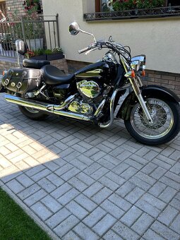 HONDA SHADOW VT 750 C - 2