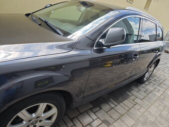 Audi Q7 bug - 2