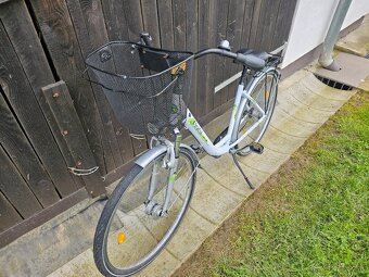 KRASNY DAMSKY BICYKEL - 2