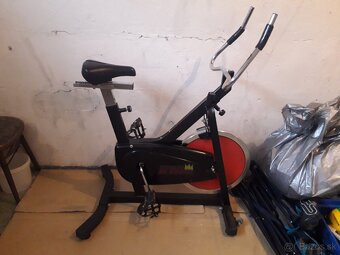 Stacionarny bicykel - 2