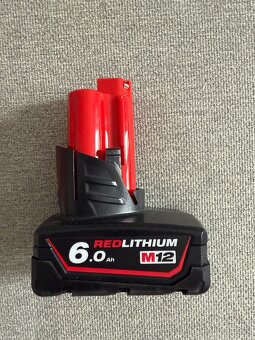 Batéria Milwaukee M12 B6 6Ah 12V - 2
