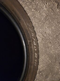 Pirelli 225 40 18 celorocne gumy - 2