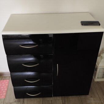 Obývacia stena komoda a konferenčný stolík - 2