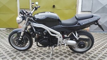 Triumph  Speed Triple 955i - 2