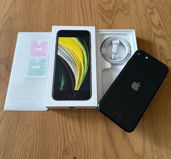 iPhone SE 2020 64 gb Black v záruke - 2