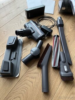 Predám výkonný tyčový vysávač Jimmy H10 Flex - kúpený 7/2025 - 2