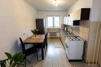 Ponúkame na prenájom 2 izbový byt s v Humennom - 2