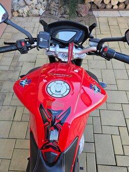 MV AGUSTA BRUTALE 800 - 2