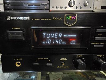 Pioneer SX-227 stereo vintage receiver - 2