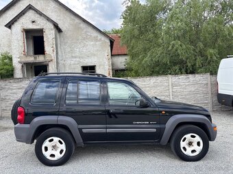 Jeep Cherokee KJ 2.8 CRD Dovoz IT Top stav bez hrdze - 2