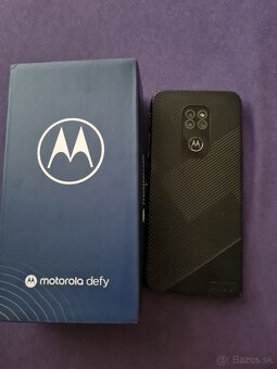Motorola Defy - 2