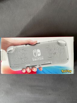 Nintendo switch lite Zacian & Zamazenta Edition - 2