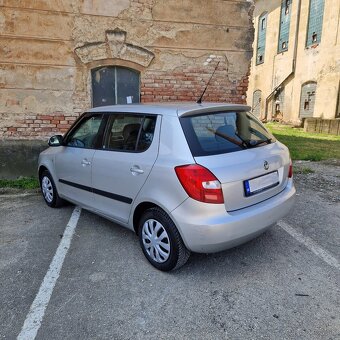 Skoda Fabia 1.2 HTP Ambiente - 2