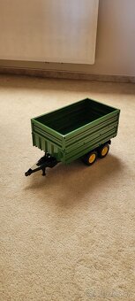 Bruder vlecka John Deere - 2