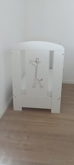 Biela drevená postieľka klups safari žirafa + matrac - 2
