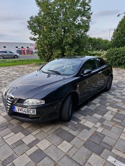 Alfa Romeo GT - 2