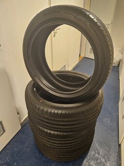Hankook K137A Ventus evo SUV 235/45 R20 100V - 2