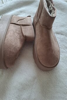Čižmy UGG 41 - 2