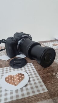 Canon EOS R100 - 2