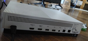 Xbox One S - 1TB - 2