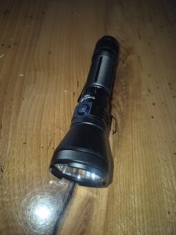 LED takticka baterka - 2