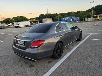 Predam Mercedes E - 2