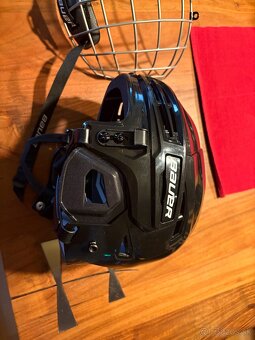 Hokejová výstroj Bauer nove - 2