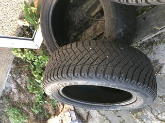 Predám pneumatiky Goodyear 225/50 R17 - 2