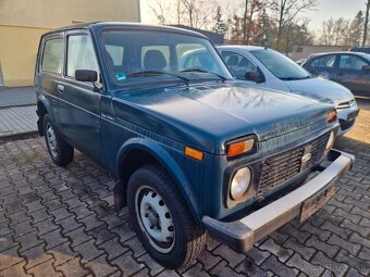 Lada Niva 1.7i model 2011 - 2