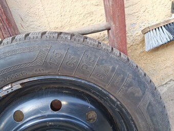 Predam obute plechove disky + puklice - 2