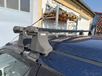 Thule priečky na strechu auta - 2