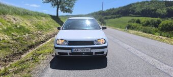 Predam volkswagen golf 4 combi 1.9 tdi 66kw - 2