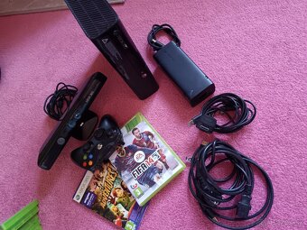 Xbox 360 (360GB) - 2